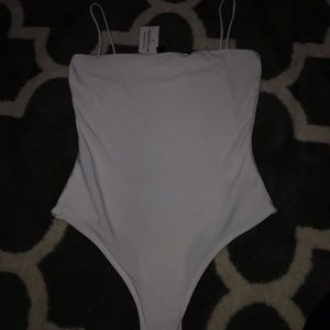 White body suit / MEDIUM